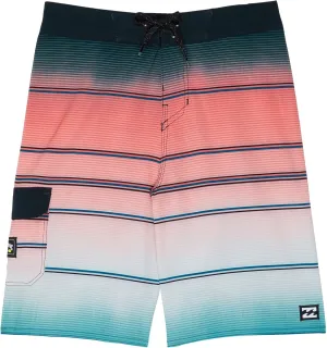 Billabong Boys' All Day Stripe Pro Boardshort