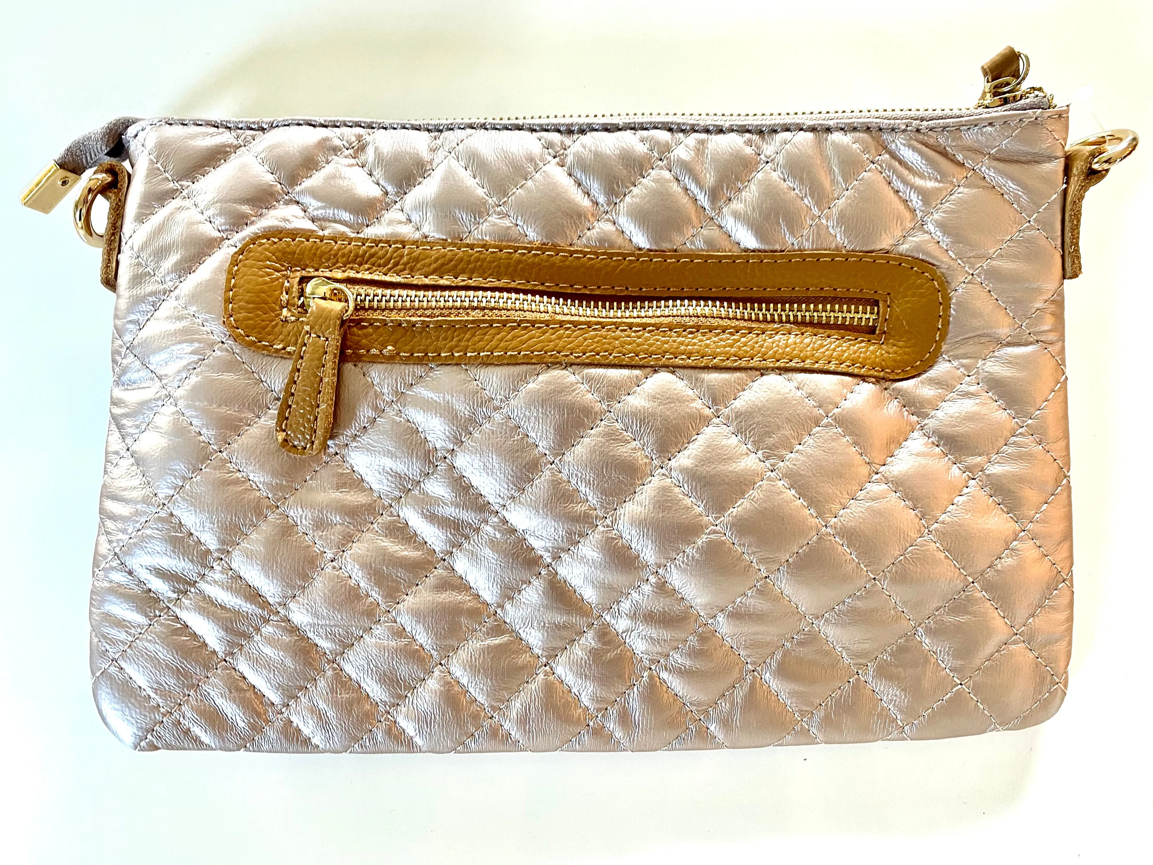 QUILTED LIGHTWEIGHT CROSSBODY WITH SHOULDER STRAP