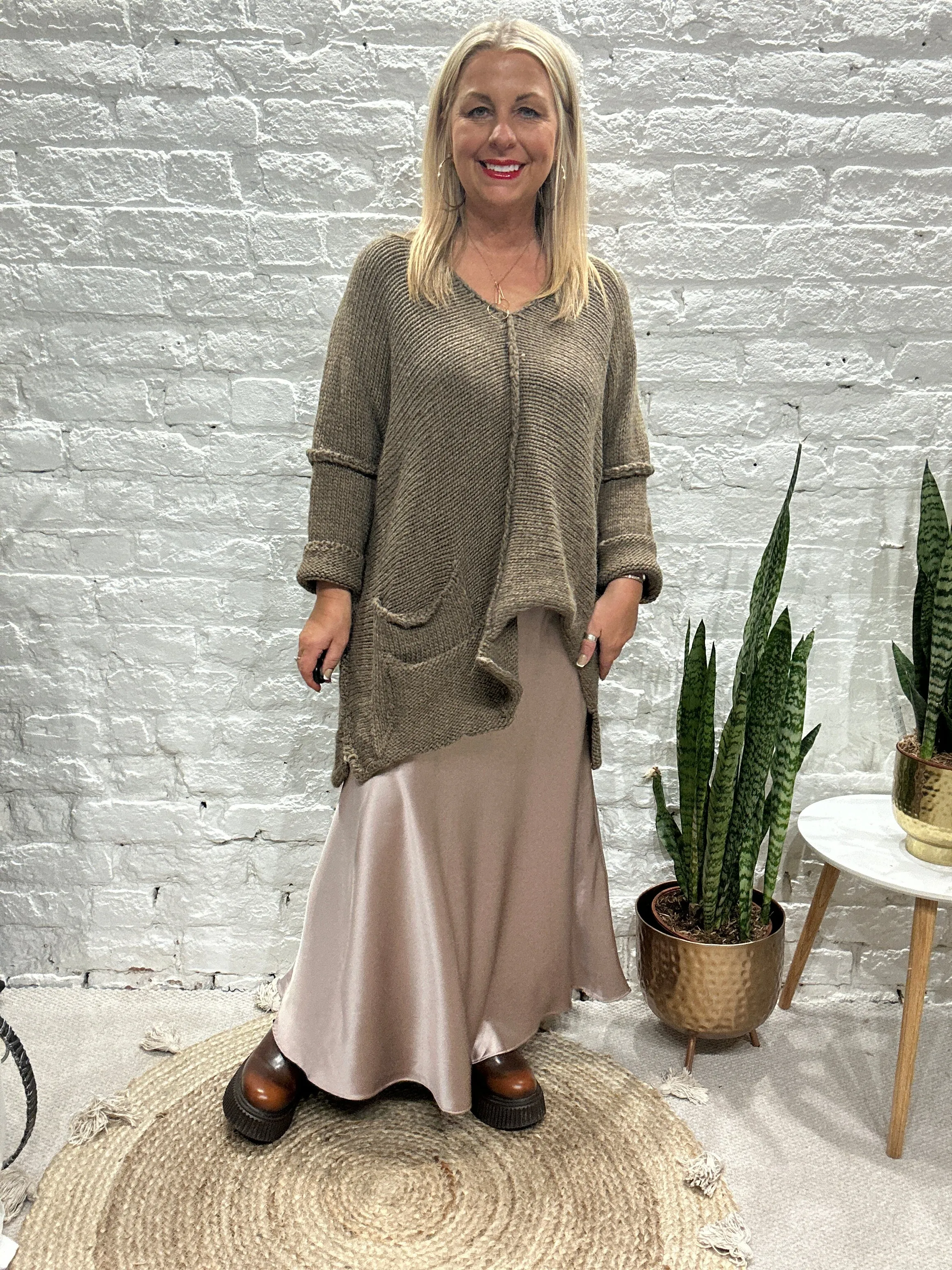 The Harper Chunky Cut out Knit Pocket Detail Jumper