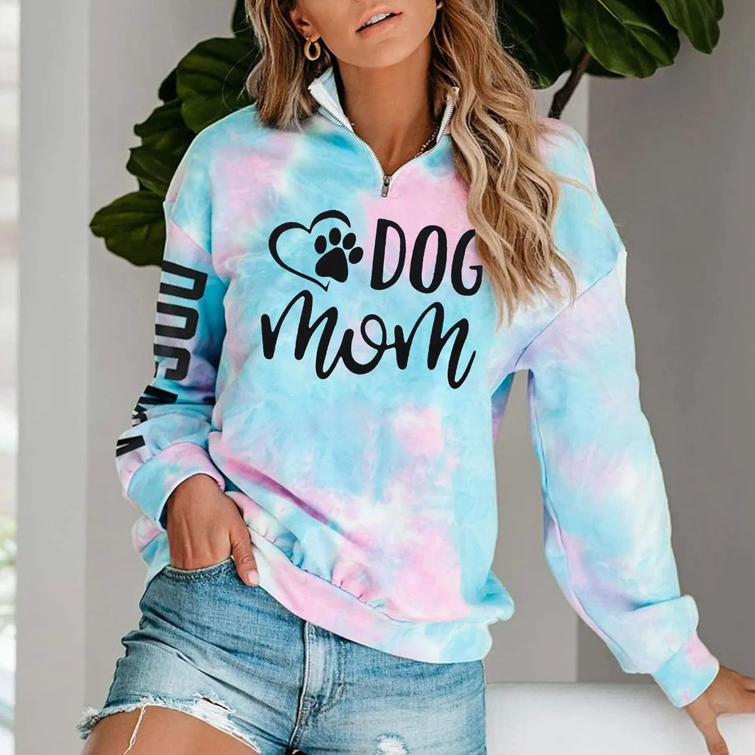 VILOVE Dog Mom Sweatshirt Women Dog Paw Print Cute Sweatshirt Funny Graphic Sweatshirts Dog Mama Long Sleeve Tees Tops